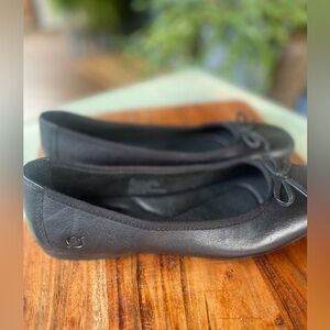 LIKE NEW, Born brand black leather flat shoe 8M FREE SHIPPING